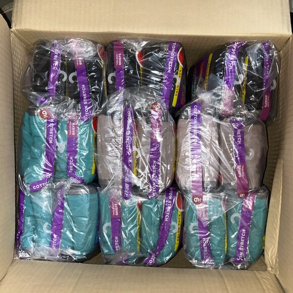 Hanes Women's  Cotton  Briefs – LOT 71 - 180 pcs – 18 packs (10 ea) – Sz 6 - NEW - Picture 2 of 3